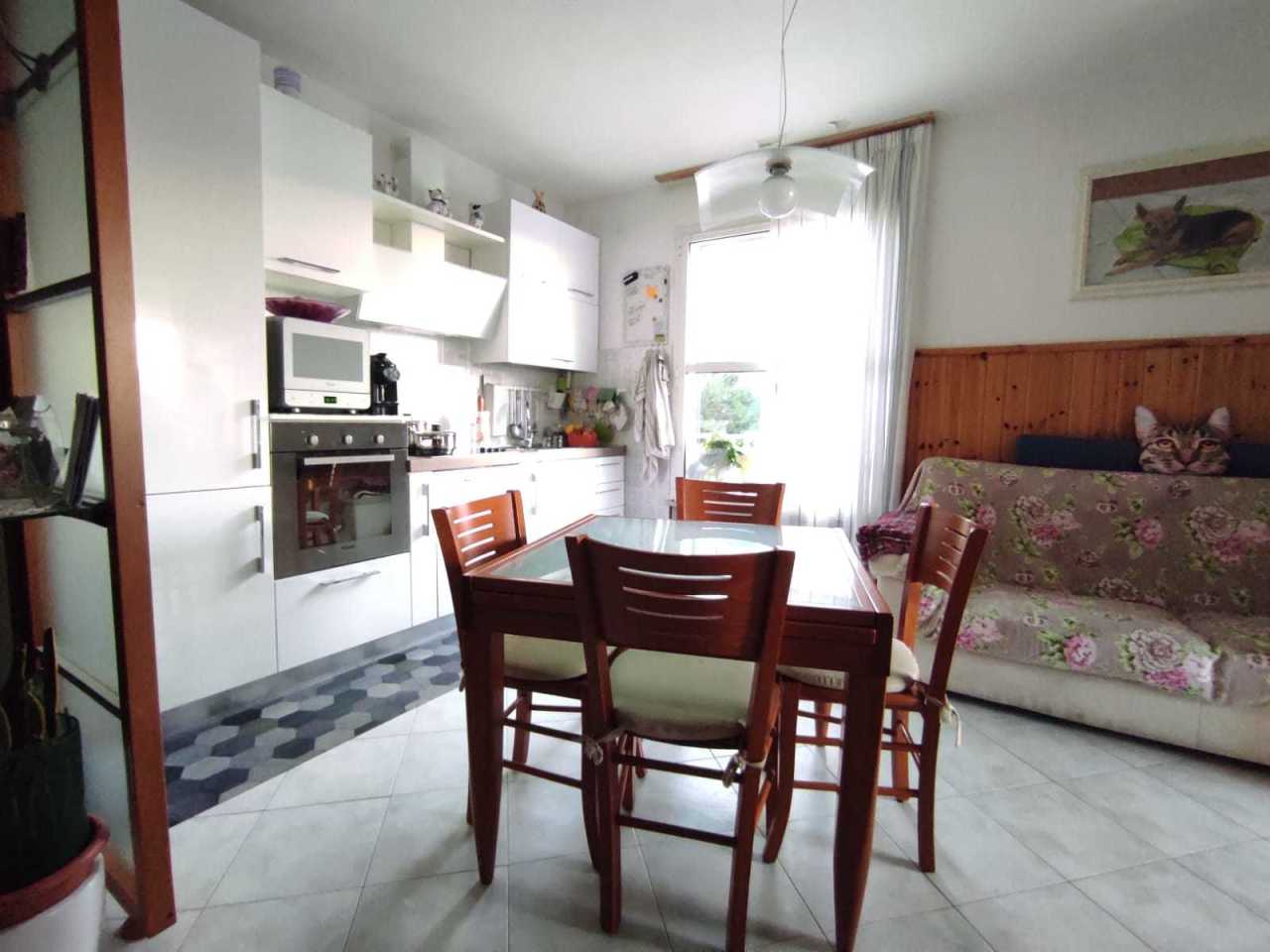 Appartamento in vendita a Fosdinovo, 3 locali, prezzo € 160.000 | PortaleAgenzieImmobiliari.it