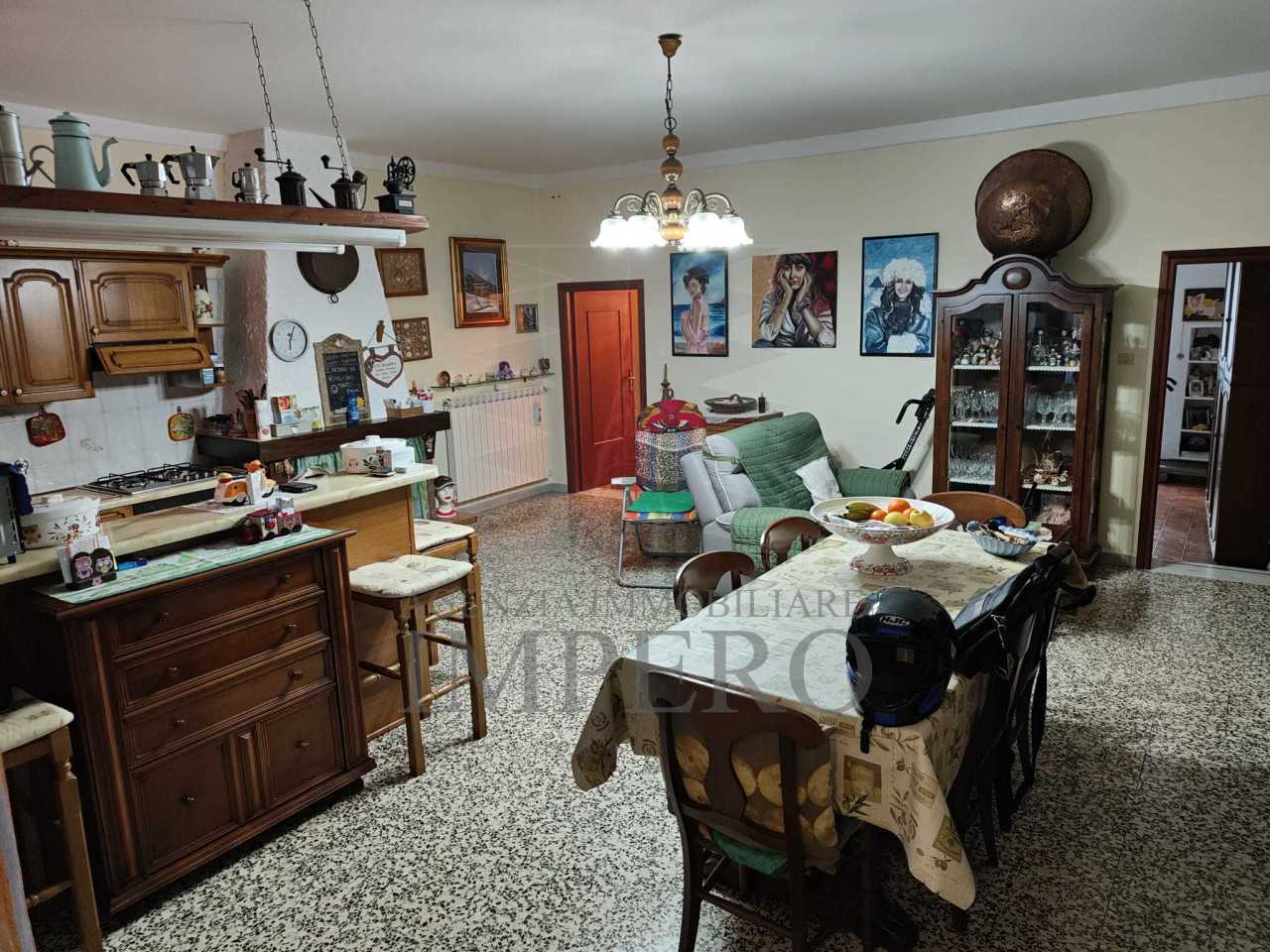 Appartamento in vendita a Vallecrosia, 4 locali, prezzo € 170.000 | PortaleAgenzieImmobiliari.it