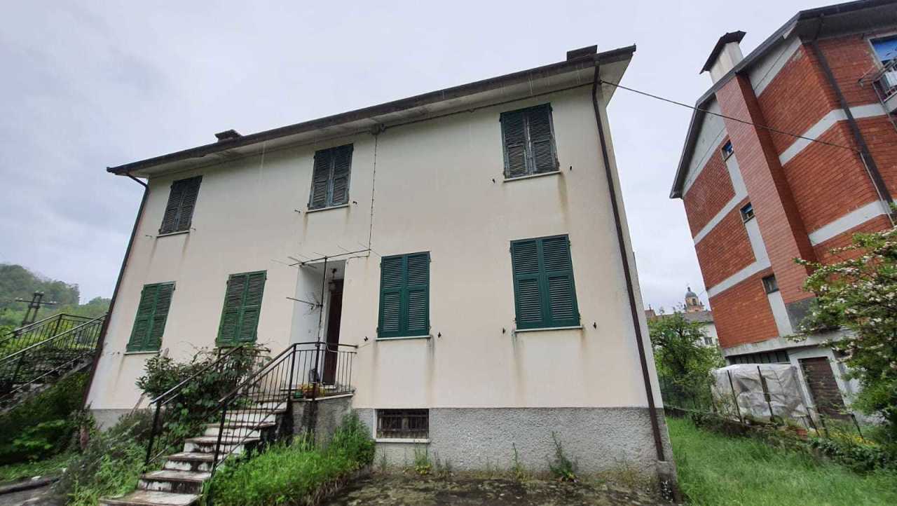 Soluzione Semindipendente in vendita a Varese Ligure, 6 locali, prezzo € 45.000 | PortaleAgenzieImmobiliari.it