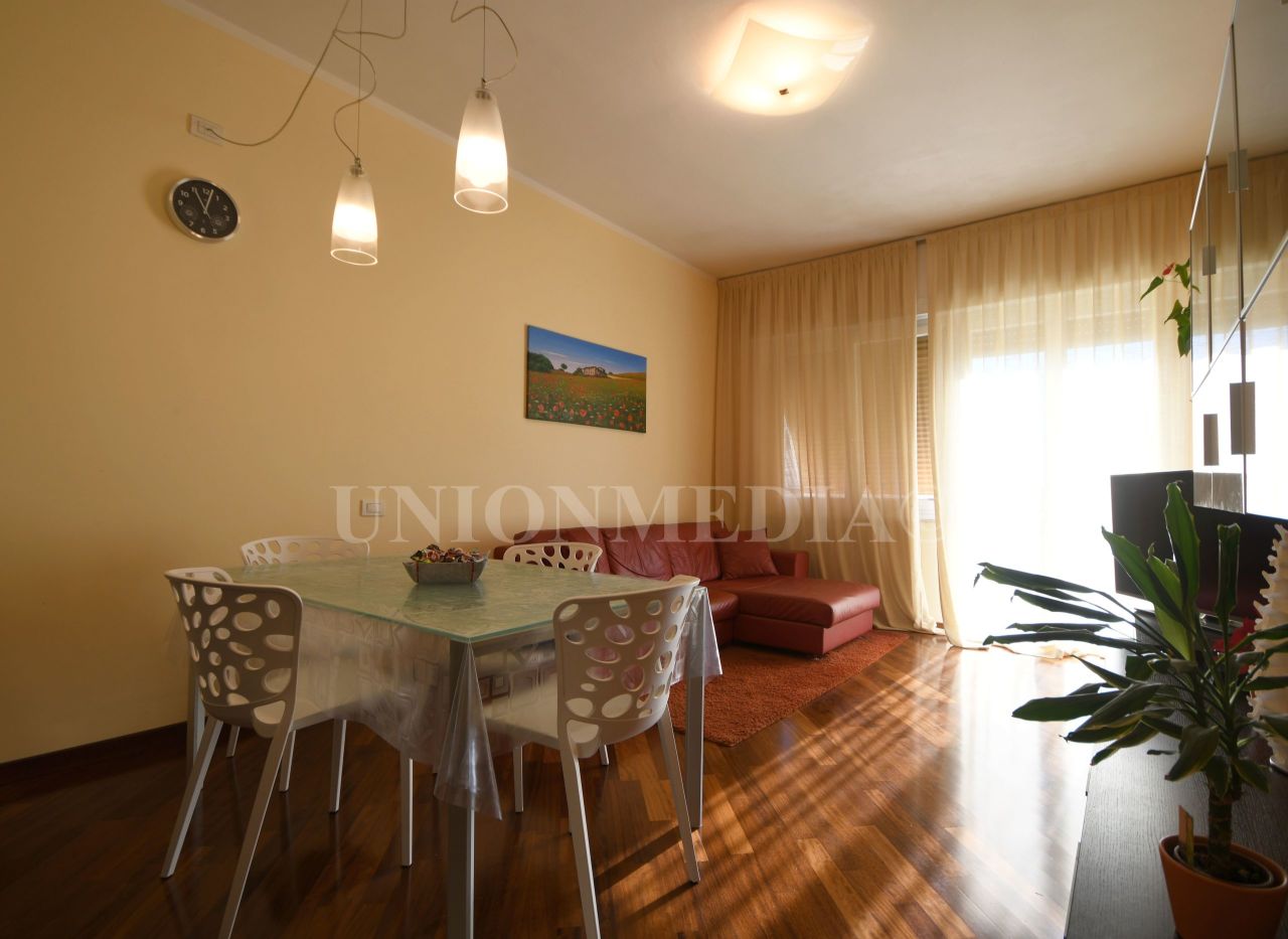Appartamento in vendita a La Spezia, 4 locali, prezzo € 209.000 | PortaleAgenzieImmobiliari.it