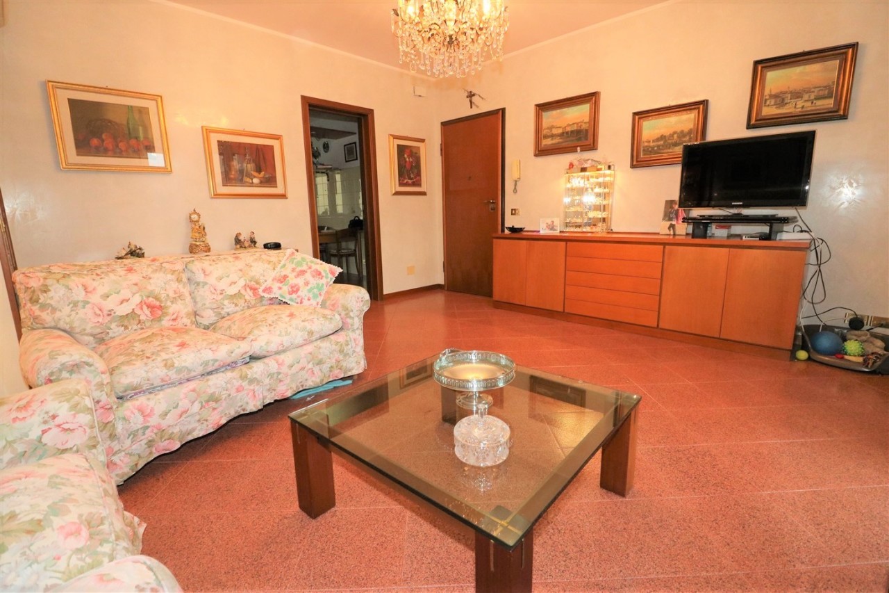 Appartamento in vendita a Parma, 3 locali, prezzo € 220.000 | PortaleAgenzieImmobiliari.it