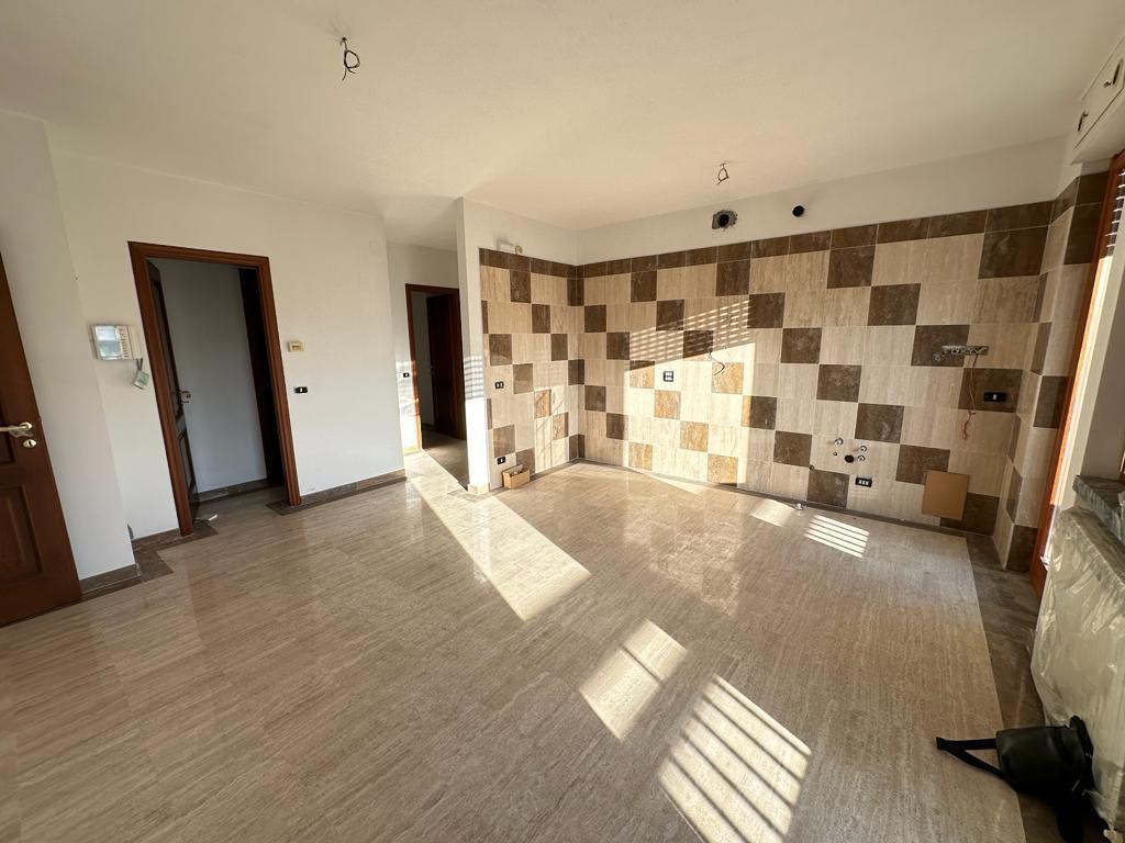 Appartamento in affitto a Carrara, 3 locali, prezzo € 900 | PortaleAgenzieImmobiliari.it