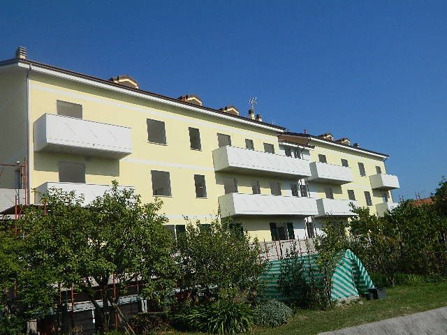 Appartamento in vendita a Santo Stefano di Magra, 3 locali, prezzo € 155.000 | PortaleAgenzieImmobiliari.it