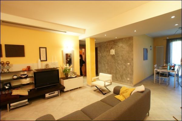 Appartamento in vendita a Ortonovo, 5 locali, prezzo € 160.000 | PortaleAgenzieImmobiliari.it