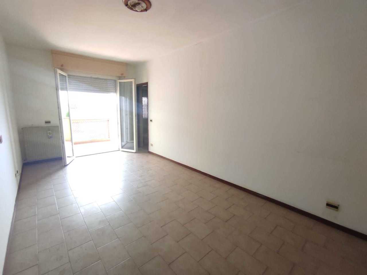 Appartamento in vendita a Ortonovo, 2 locali, prezzo € 83.000 | PortaleAgenzieImmobiliari.it