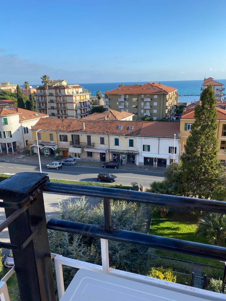 Appartamento in vendita a San Bartolomeo al Mare, 2 locali, prezzo € 220.000 | PortaleAgenzieImmobiliari.it
