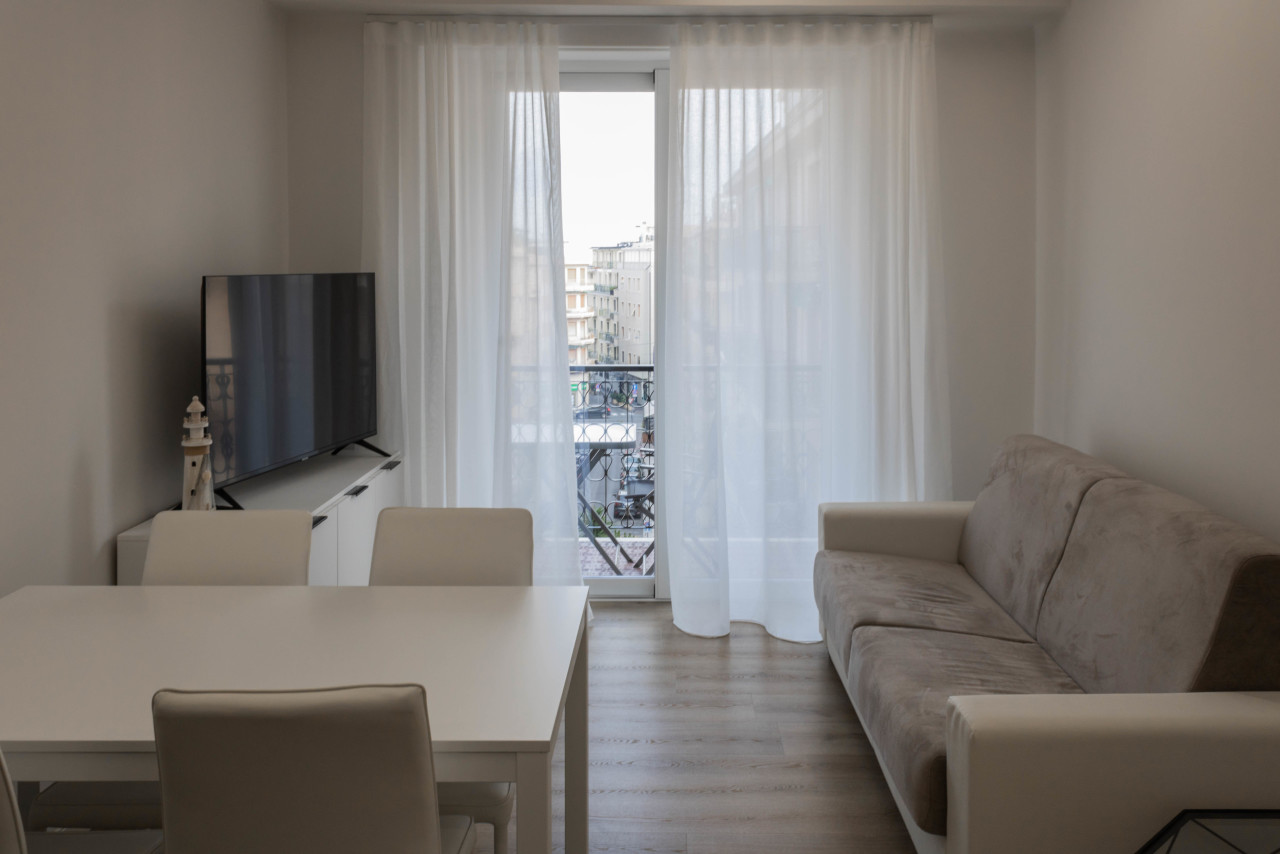 Appartamento in vendita a Alassio, 4 locali, prezzo € 485.000 | PortaleAgenzieImmobiliari.it
