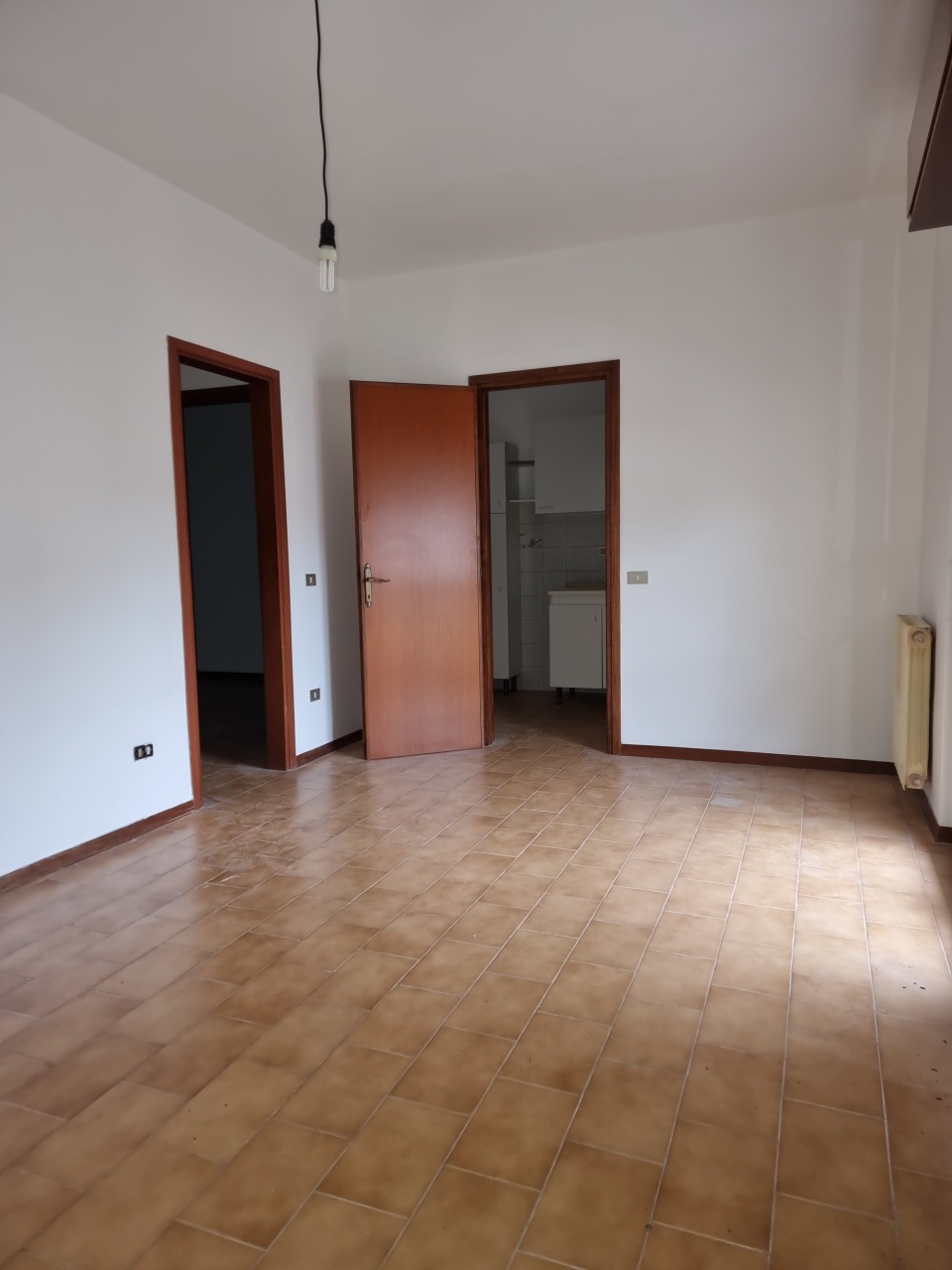 Appartamento in vendita a Viareggio, 4 locali, prezzo € 140.000 | PortaleAgenzieImmobiliari.it