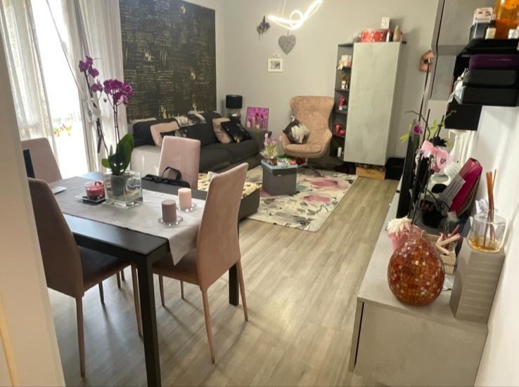 Appartamento in vendita a Viareggio, 3 locali, prezzo € 197.000 | PortaleAgenzieImmobiliari.it