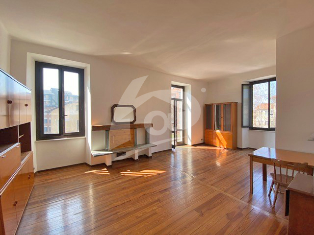Appartamento in affitto a Laveno-Mombello, 2 locali, prezzo € 525 | PortaleAgenzieImmobiliari.it