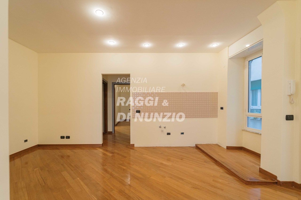 Appartamento in vendita a Frascati, 5 locali, prezzo € 269.000 | PortaleAgenzieImmobiliari.it