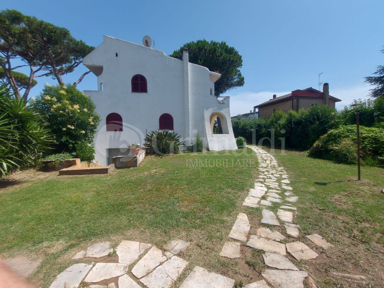 Villa in vendita a Ardea, 7 locali, prezzo € 365.000 | PortaleAgenzieImmobiliari.it