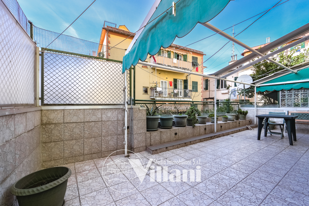 Appartamento in vendita a Genova, 5 locali, prezzo € 158.000 | PortaleAgenzieImmobiliari.it