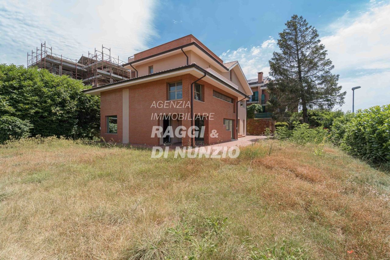 Villa in vendita a Rocca Priora, 11 locali, prezzo € 350.000 | PortaleAgenzieImmobiliari.it