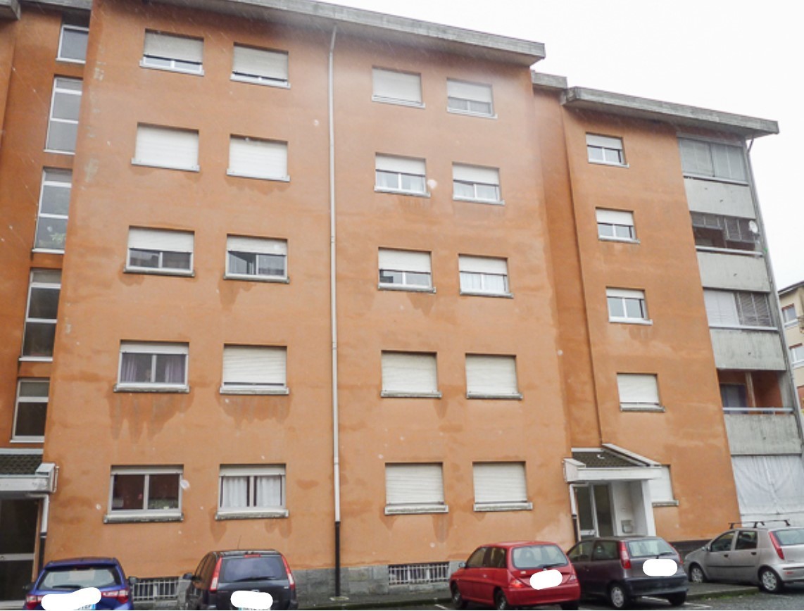 Appartamento in vendita a Pinerolo, 4 locali, prezzo € 24.000 | PortaleAgenzieImmobiliari.it