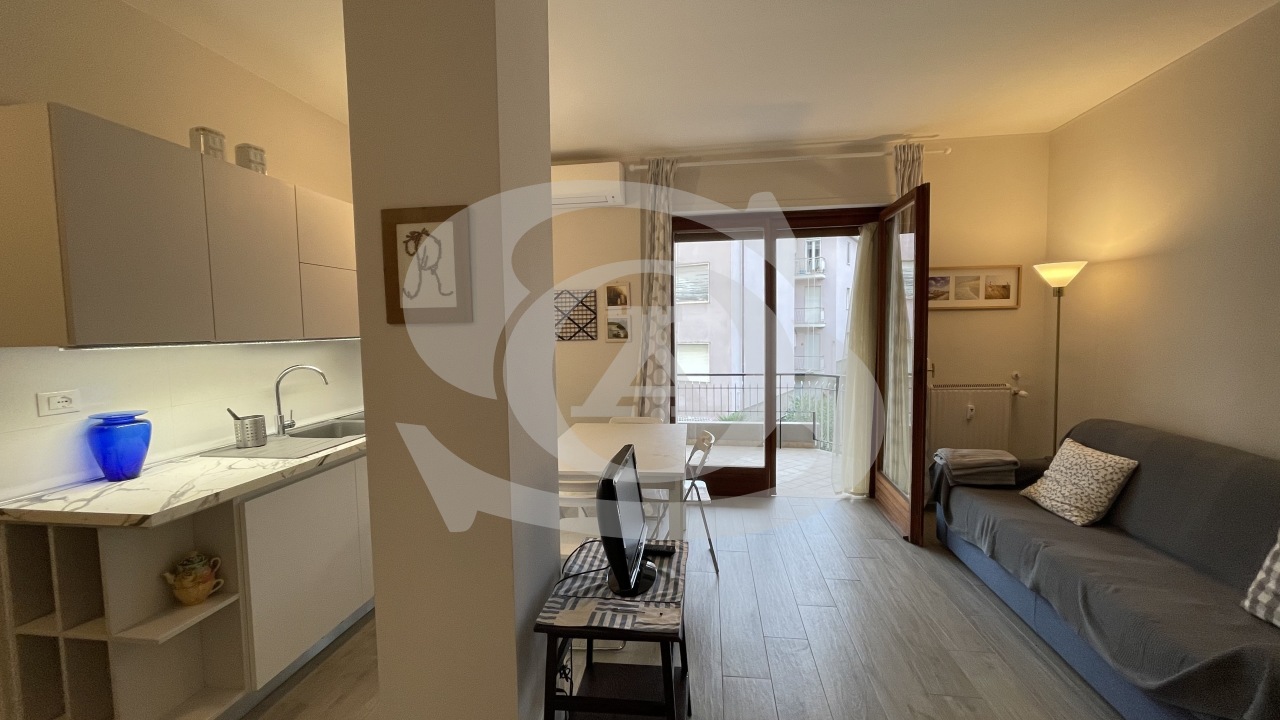 Appartamento in affitto a Ospedaletti, 2 locali, prezzo € 500 | PortaleAgenzieImmobiliari.it