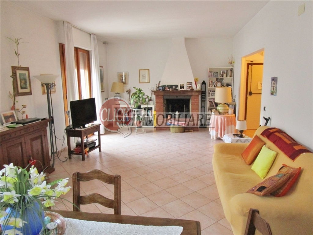 Appartamento in vendita a Scarperia e San Piero, 5 locali, prezzo € 180.000 | PortaleAgenzieImmobiliari.it