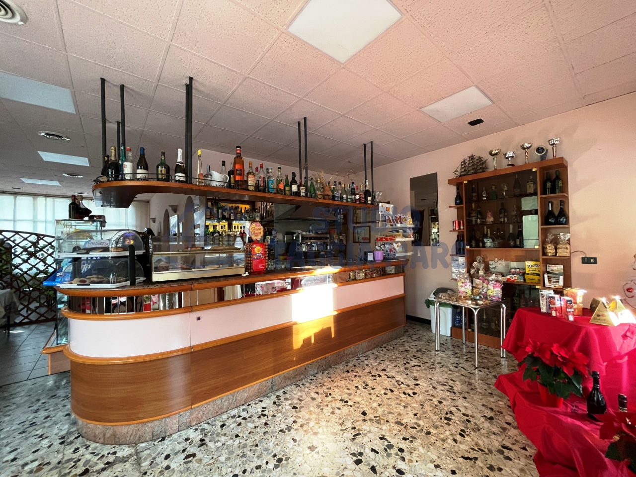 Bar in vendita a Taggia, 3 locali, prezzo € 35.000 | CambioCasa.it