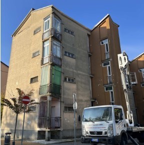 Appartamento in vendita a Novara, 5 locali, prezzo € 26.250 | PortaleAgenzieImmobiliari.it