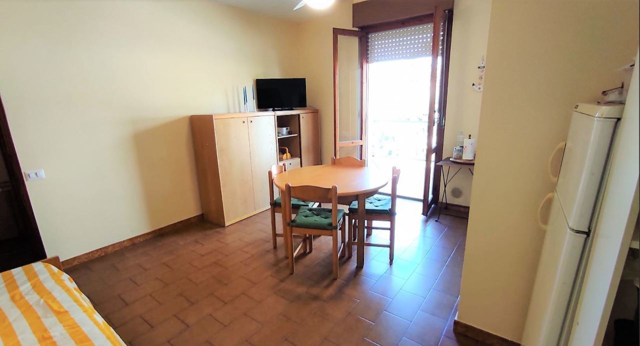 Appartamento in vendita a Ameglia, 3 locali, prezzo € 198.000 | PortaleAgenzieImmobiliari.it