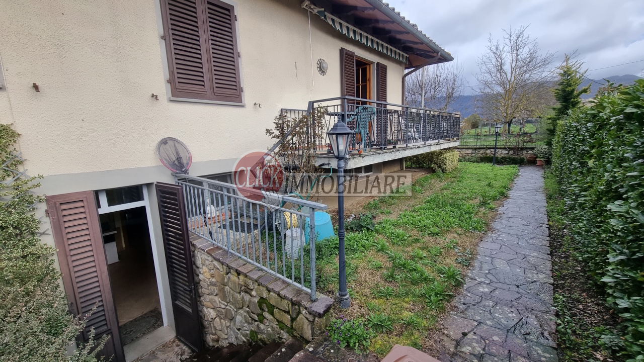 Soluzione Indipendente in vendita a Borgo San Lorenzo, 6 locali, prezzo € 380.000 | PortaleAgenzieImmobiliari.it