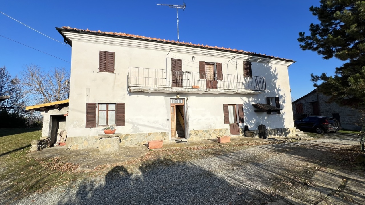 Rustico / Casale in vendita a Ponzone, 6 locali, prezzo € 80.000 | PortaleAgenzieImmobiliari.it