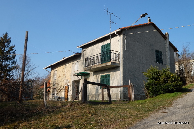 Rustico / Casale in vendita a Giusvalla, 12 locali, prezzo € 75.000 | PortaleAgenzieImmobiliari.it