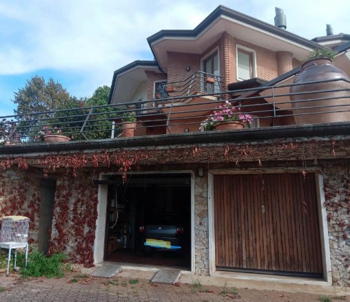 Villa in vendita a Massa, 26 locali, prezzo € 1.071.771 | PortaleAgenzieImmobiliari.it