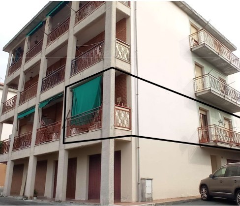 Appartamento in vendita a Cengio, 5 locali, prezzo € 21.300 | PortaleAgenzieImmobiliari.it