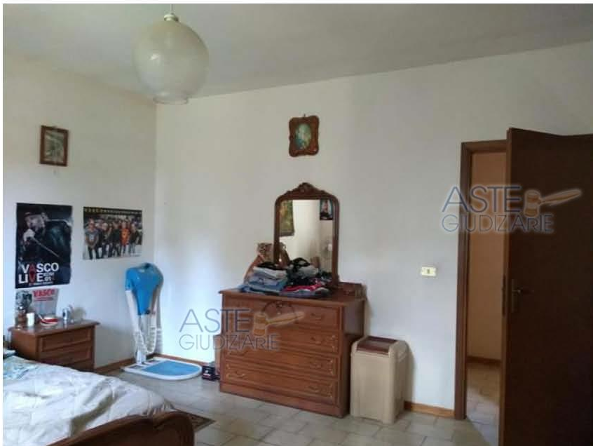 Rustico / Casale in vendita a Cesena, 7 locali, prezzo € 88.278 | PortaleAgenzieImmobiliari.it