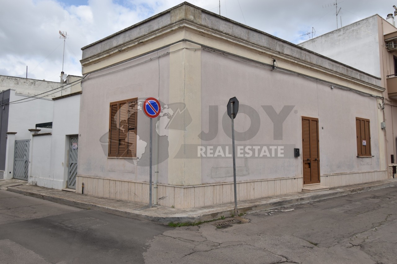 Soluzione Indipendente in vendita a Monteroni di Lecce, 4 locali, prezzo € 120.000 | PortaleAgenzieImmobiliari.it