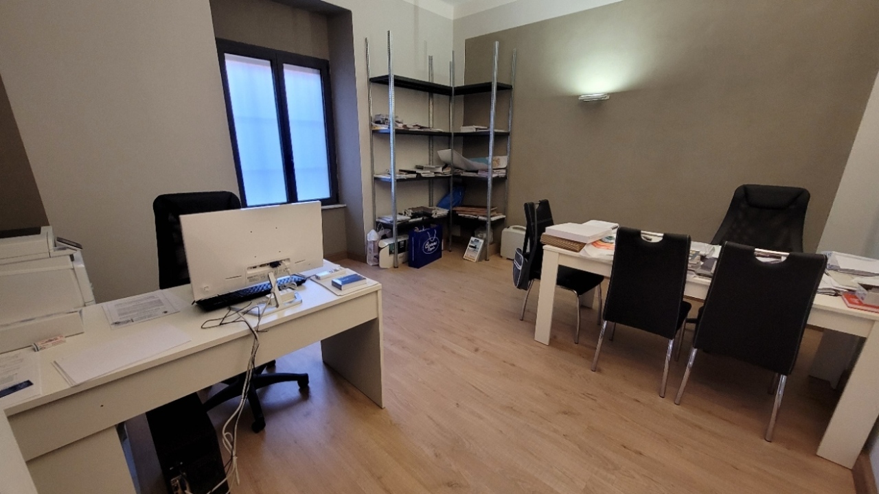 Ufficio / Studio in affitto a Alassio, 2 locali, prezzo € 380 | PortaleAgenzieImmobiliari.it