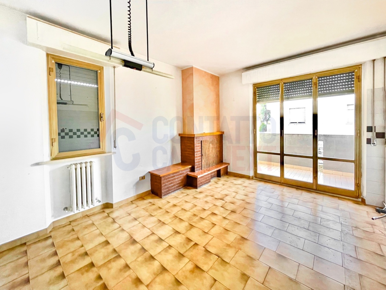 Appartamento in vendita a Morro d'Alba, 6 locali, prezzo € 80.000 | PortaleAgenzieImmobiliari.it