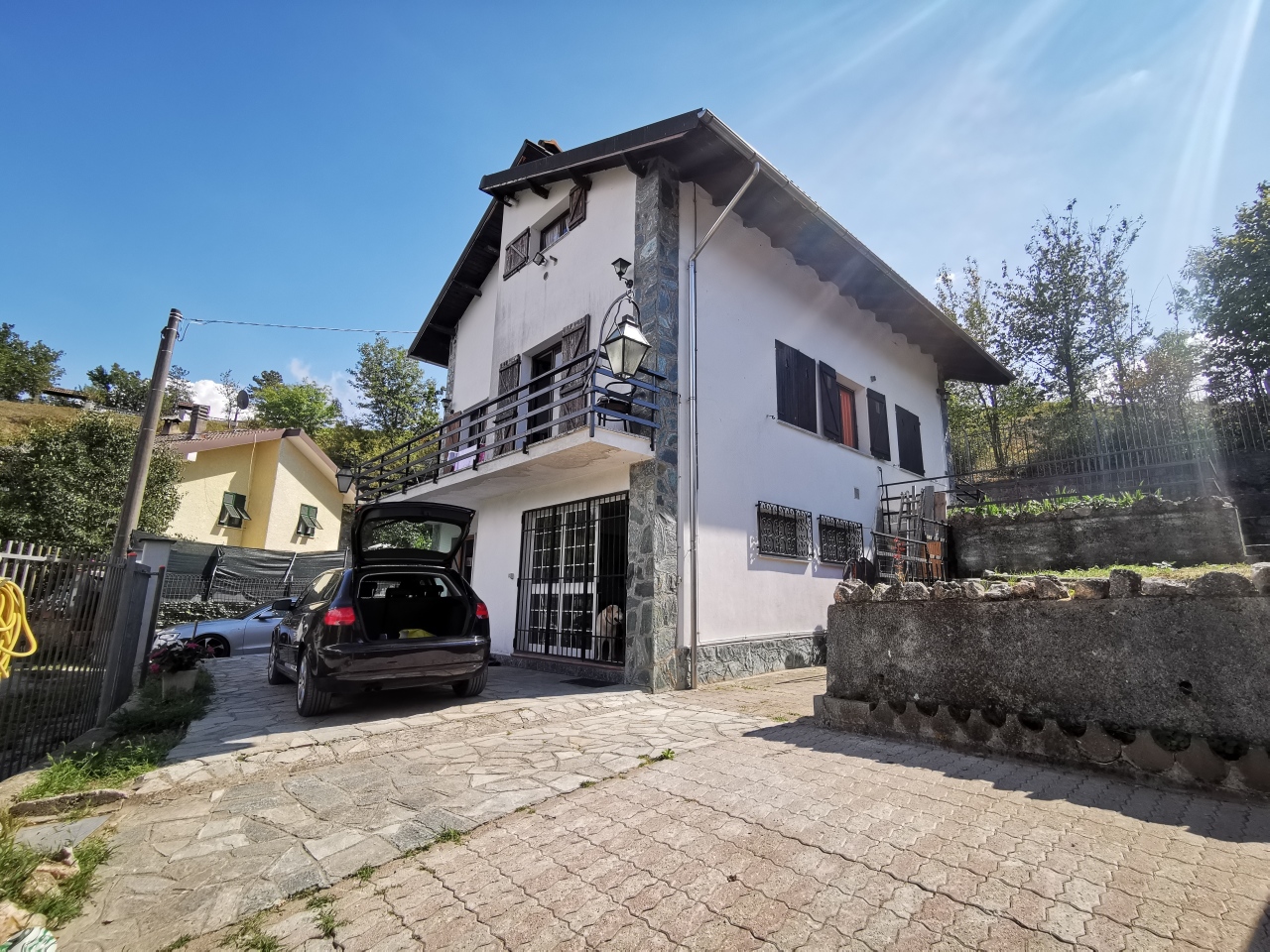 Villa in vendita a Mioglia, 6 locali, prezzo € 110.000 | PortaleAgenzieImmobiliari.it