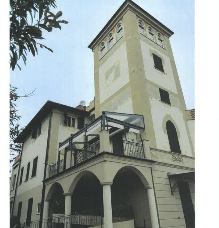 Villa in Vendita a Serravalle Scrivia