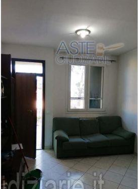 Appartamento in vendita a Ravenna, 3 locali, prezzo € 45.225 | PortaleAgenzieImmobiliari.it