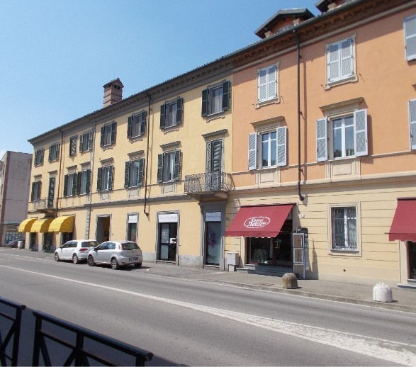 Appartamento in vendita a Tortona, 7 locali, prezzo € 120.000 | PortaleAgenzieImmobiliari.it