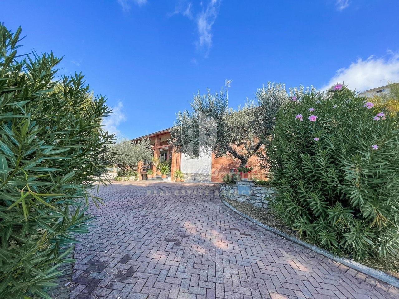 Villa in vendita a Perugia, 9 locali, prezzo € 299.000 | PortaleAgenzieImmobiliari.it