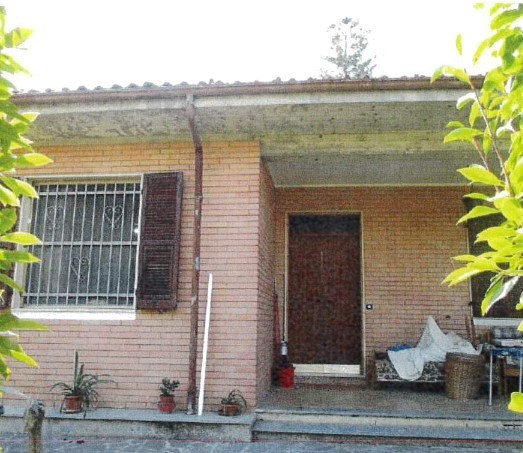 Soluzione Indipendente in vendita a Volpedo, 12 locali, prezzo € 76.500 | PortaleAgenzieImmobiliari.it