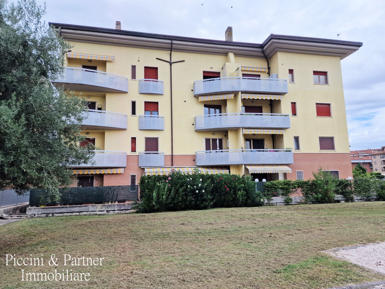 Appartamento in vendita a Bastia Umbra, 45 locali, prezzo € 125.000 | PortaleAgenzieImmobiliari.it