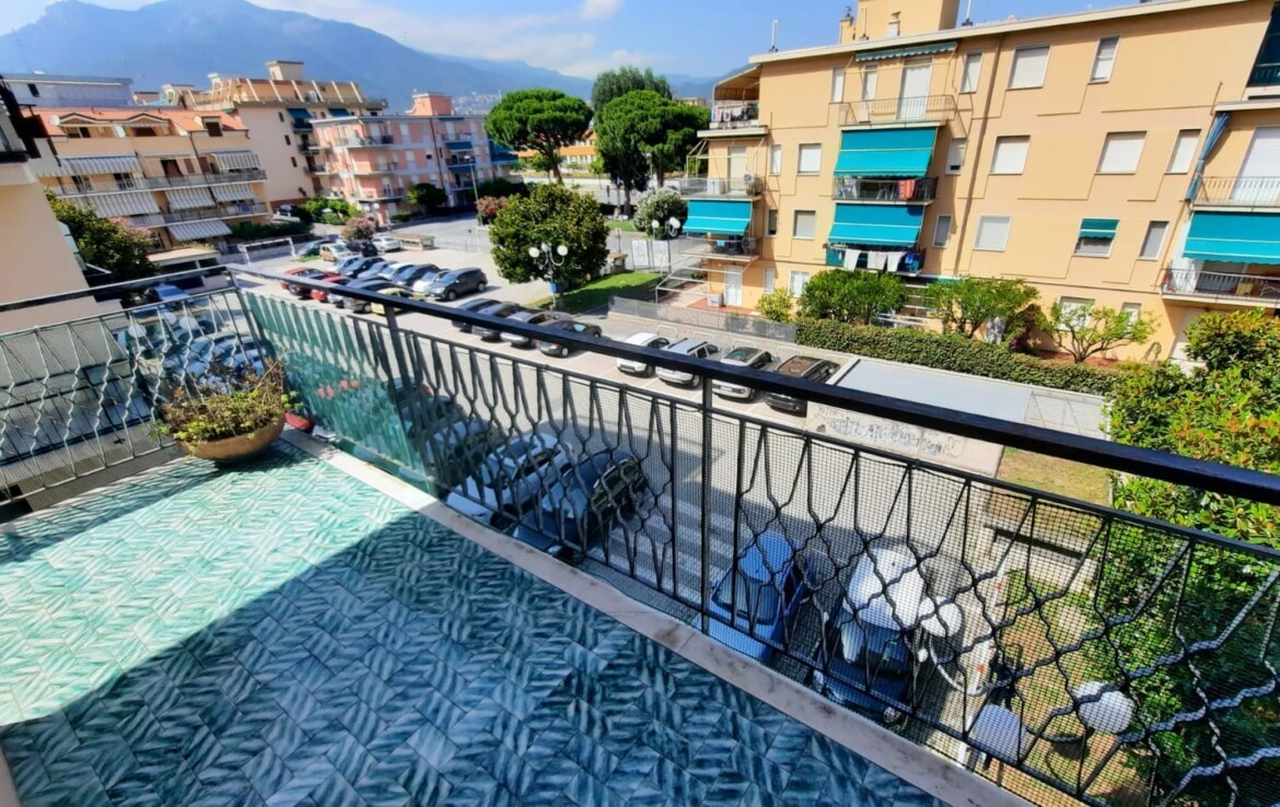 Appartamento in vendita a Borghetto Santo Spirito, 2 locali, prezzo € 169.000 | PortaleAgenzieImmobiliari.it
