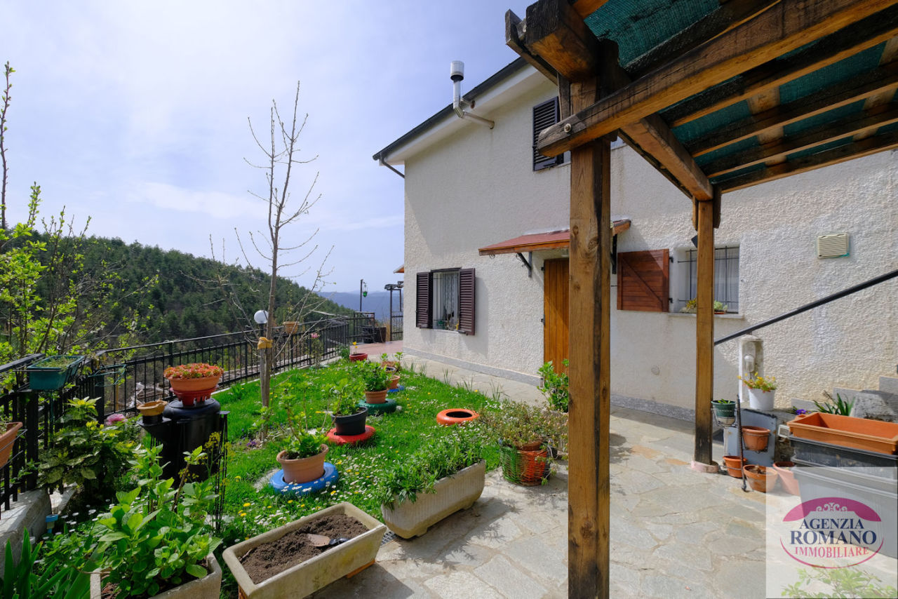Villa in vendita a Ponzone, 4 locali, prezzo € 100.000 | PortaleAgenzieImmobiliari.it