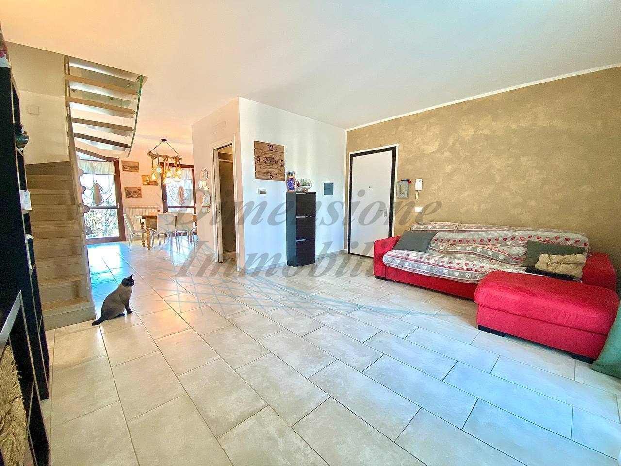 Appartamento in vendita a Cecina, 4 locali, prezzo € 265.000 | PortaleAgenzieImmobiliari.it