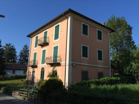 Appartamento in vendita a Sassello, 5 locali, prezzo € 85.000 | PortaleAgenzieImmobiliari.it