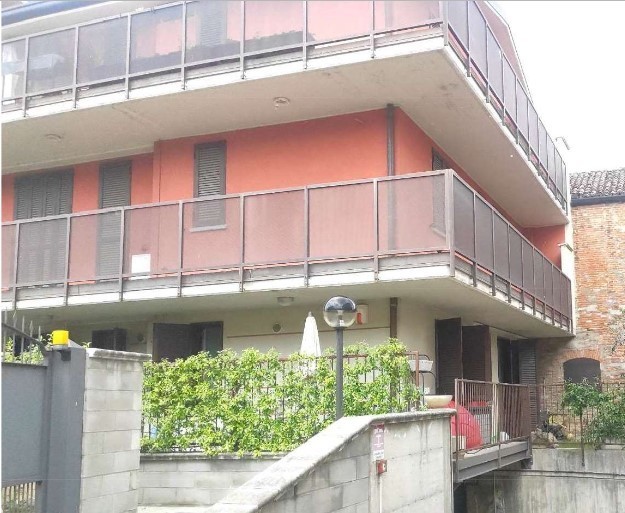 Appartamento in vendita a Melzo, 6 locali, prezzo € 132.000 | PortaleAgenzieImmobiliari.it