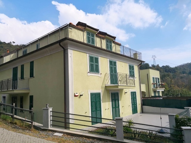 Appartamento in vendita a Celle Ligure, 3 locali, prezzo € 215.000 | PortaleAgenzieImmobiliari.it