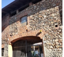 Soluzione Indipendente in vendita a Cavaglio d'Agogna, 14 locali, prezzo € 111.750 | PortaleAgenzieImmobiliari.it