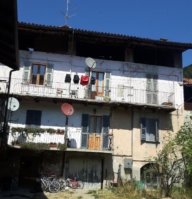 Appartamento in vendita a Ceva, 7 locali, prezzo € 9.428 | PortaleAgenzieImmobiliari.it