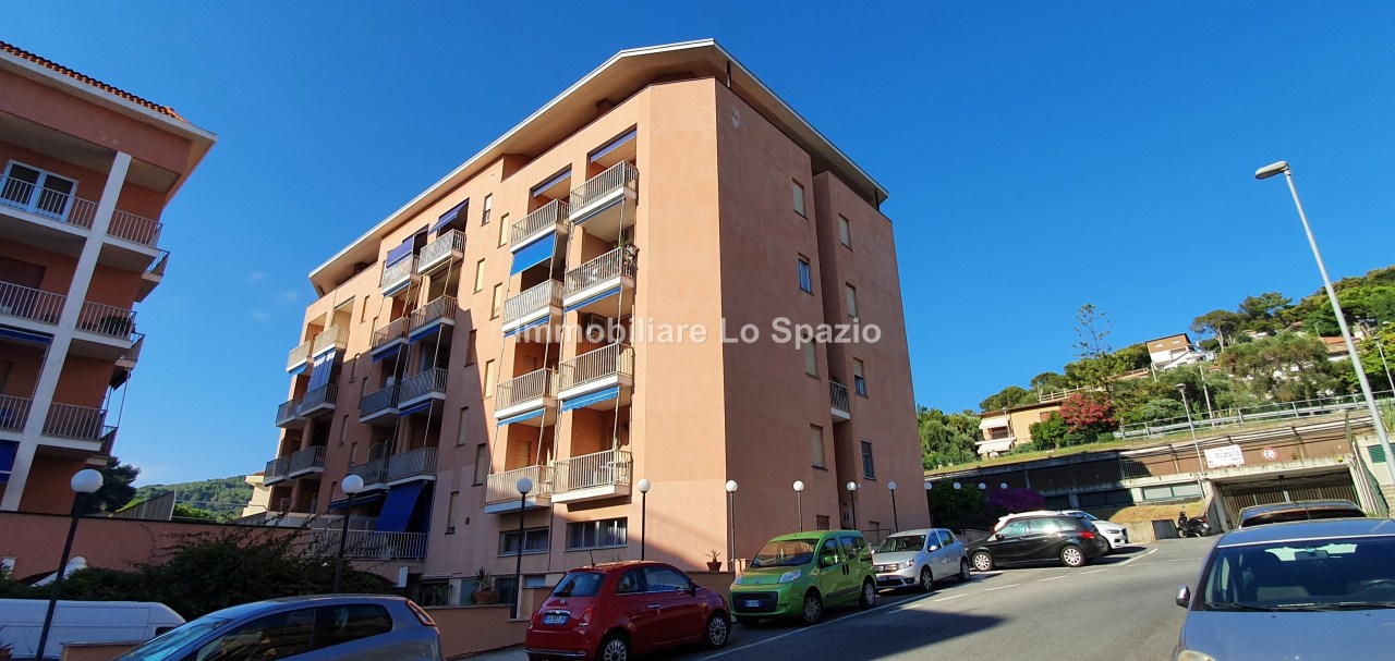 Appartamento in vendita a Andora, 3 locali, prezzo € 110.000 | PortaleAgenzieImmobiliari.it