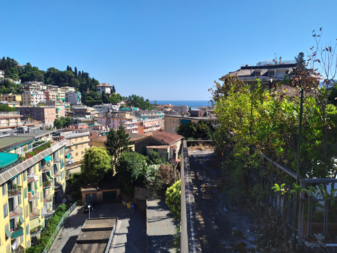Appartamento in vendita a Rapallo, 7 locali, prezzo € 240.000 | PortaleAgenzieImmobiliari.it